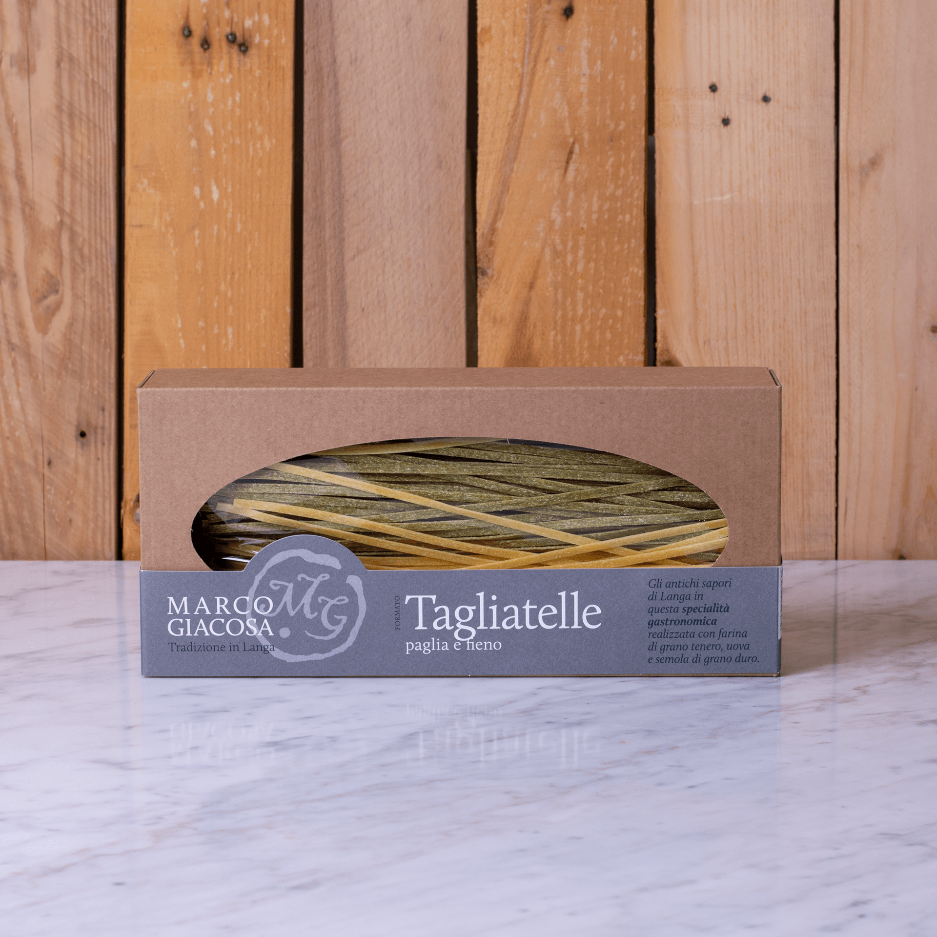 "Straw and hay" tagliatelle 