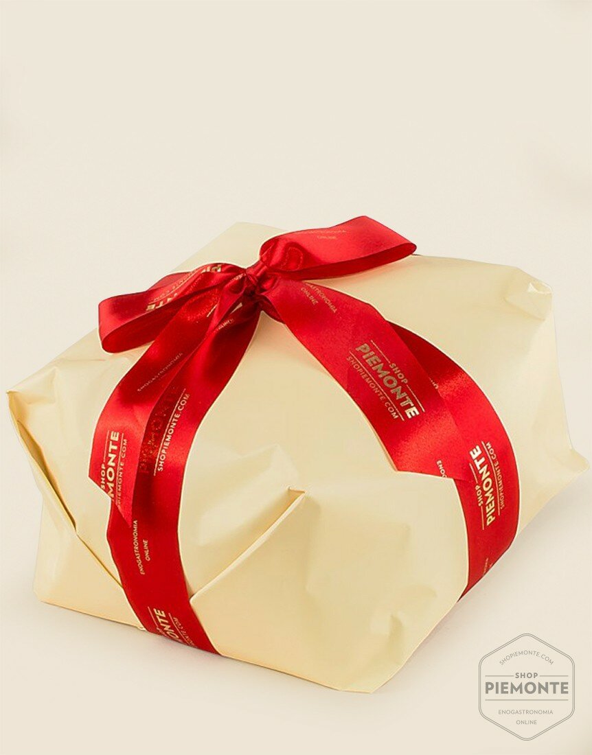 Traditional Frosted Panettone Shop Piemonte hand-wrap