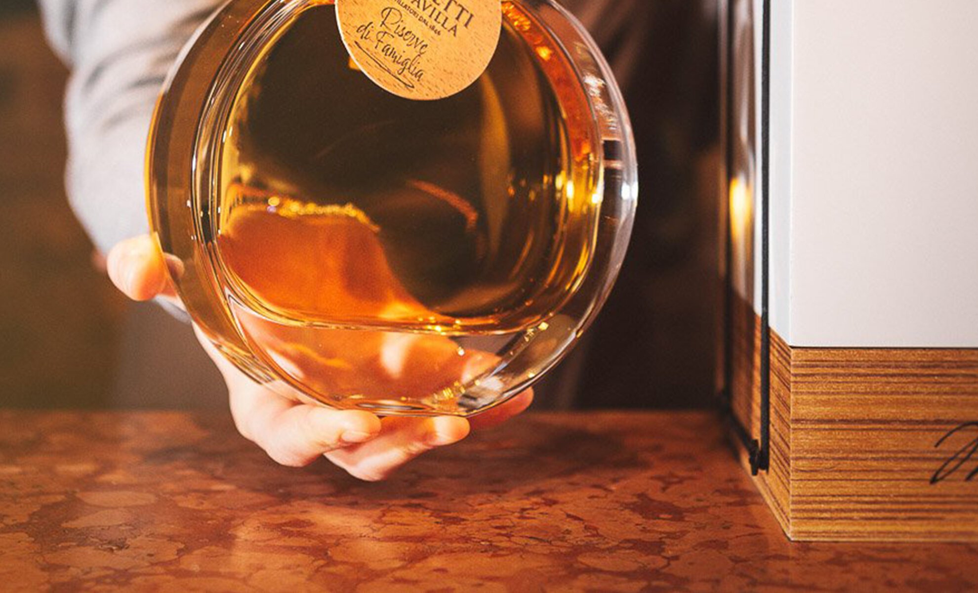 Grappa Reserve und Extra Alt Grappa Reserve und Extra Alt