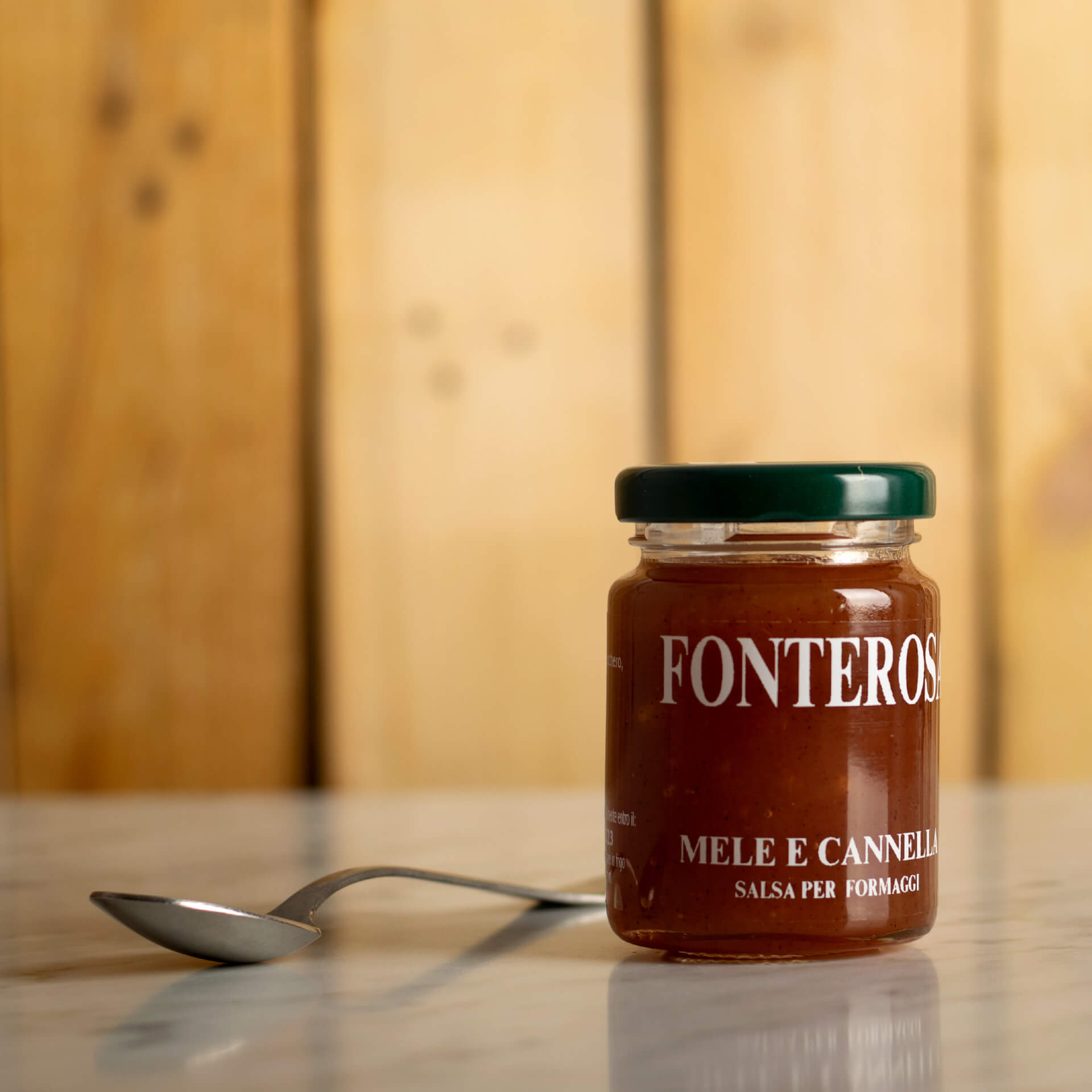 Confettura di mele e cannella 110g