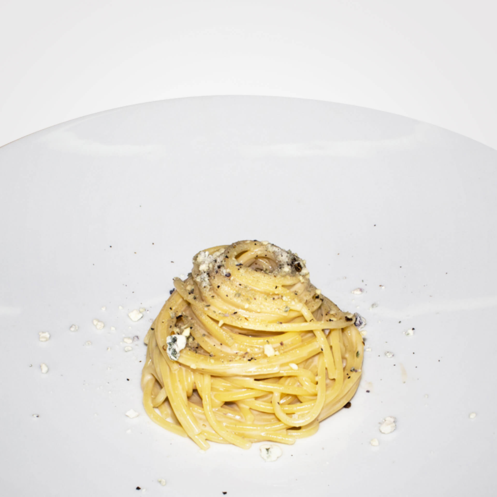 Cacio e Pepe in blue's