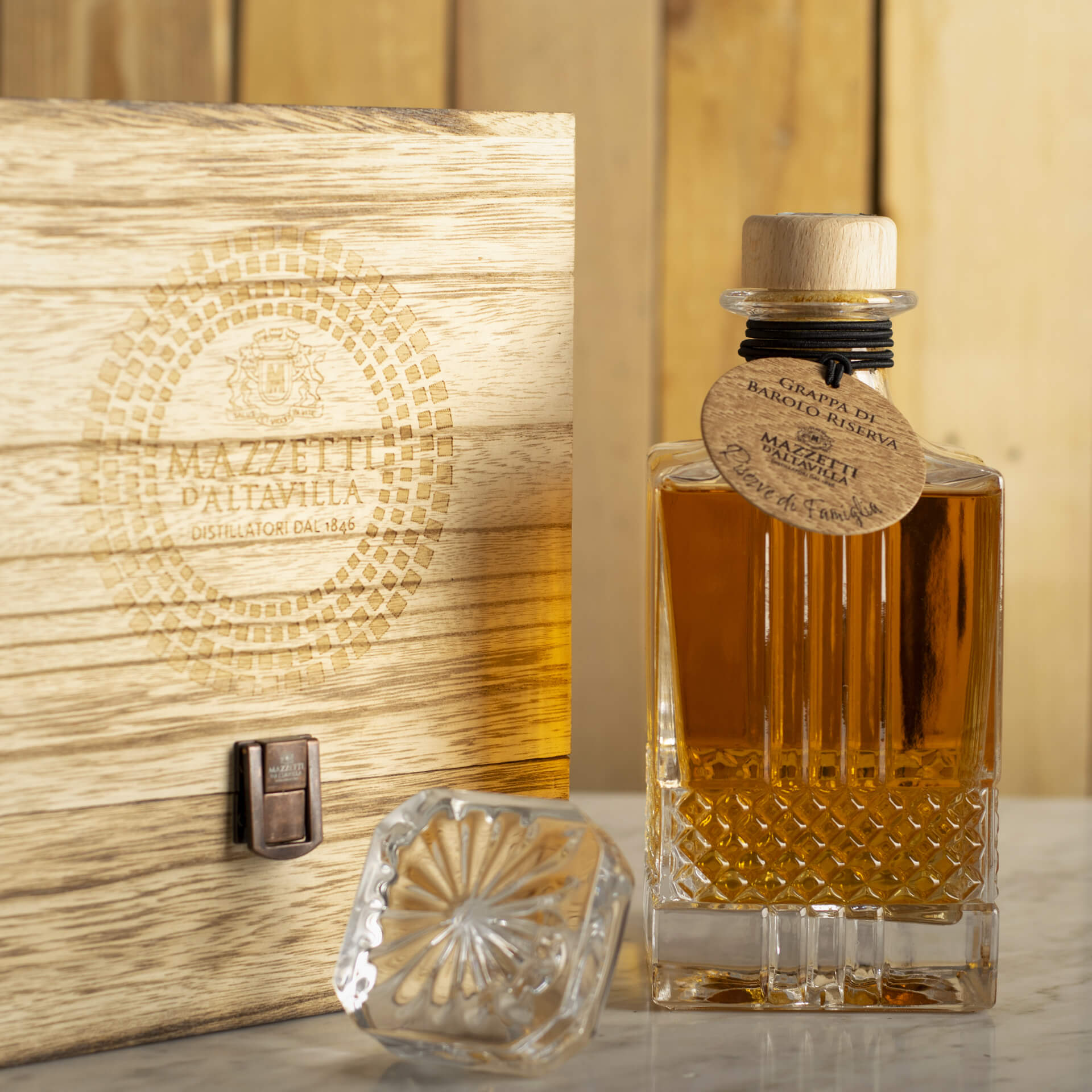Cristal Barolo Mazzetti Family Reserve + invitation