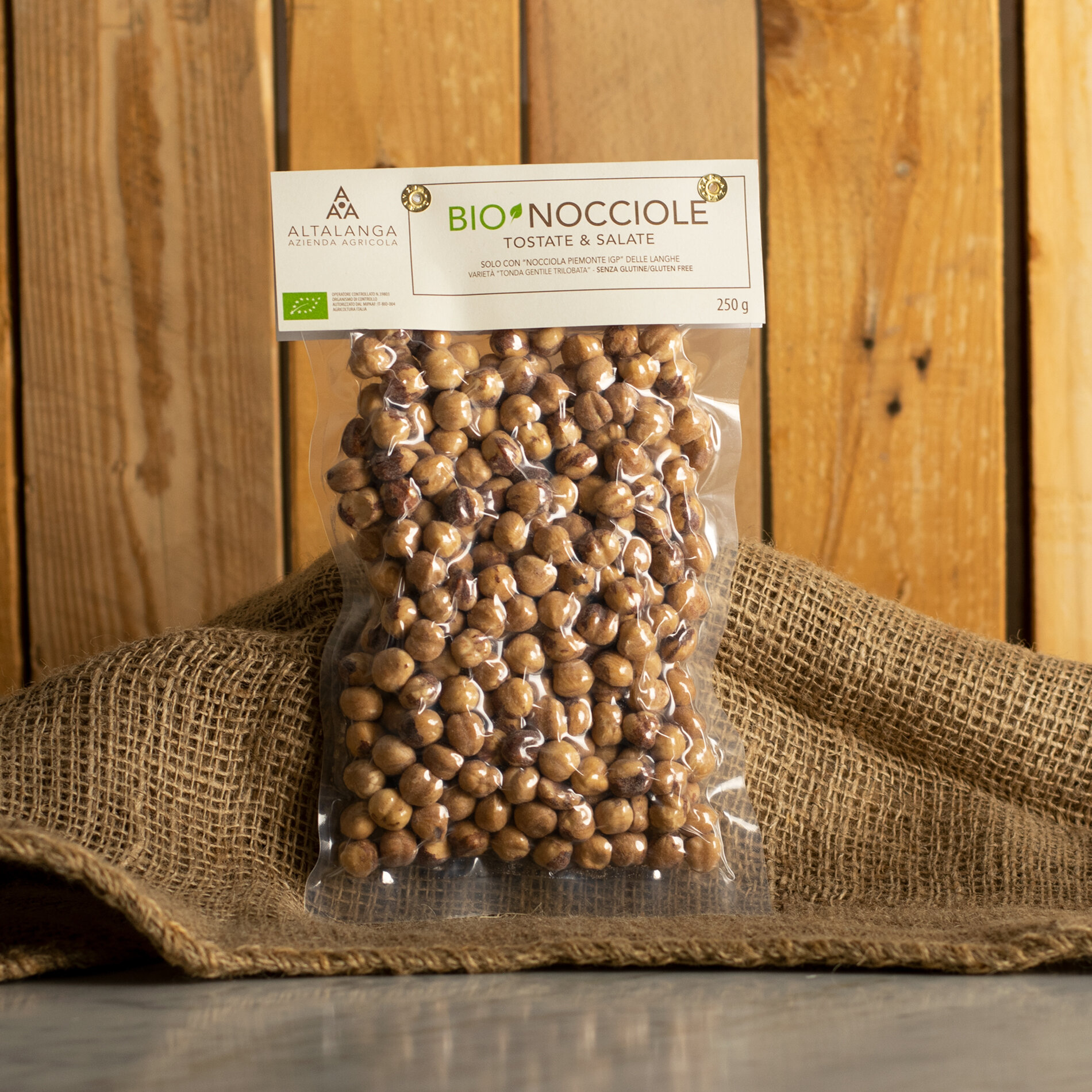 Toasted and Salted Hazelnuts Bio 250g - Vacuum Bag